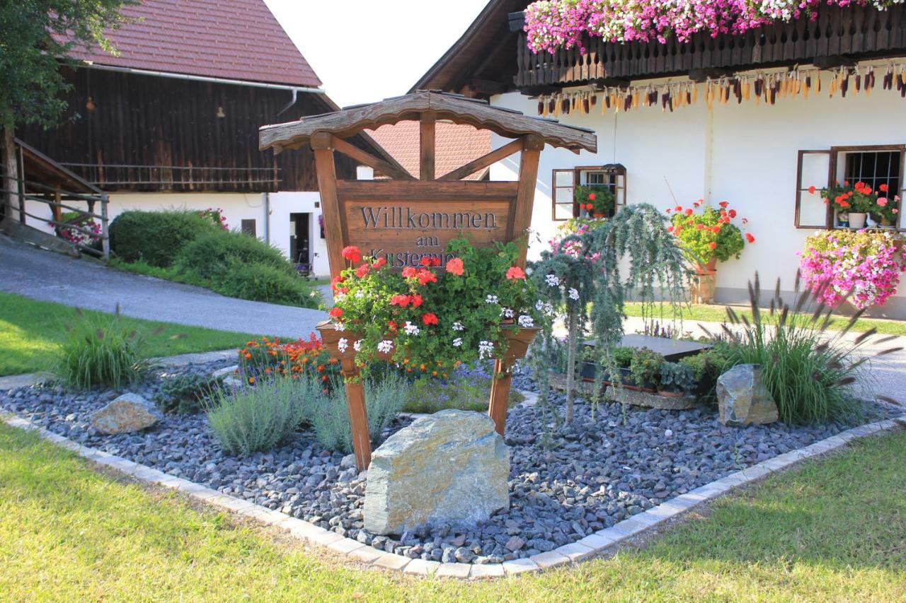 Hotel Kusternighof Velden am Wörthersee Exterior foto